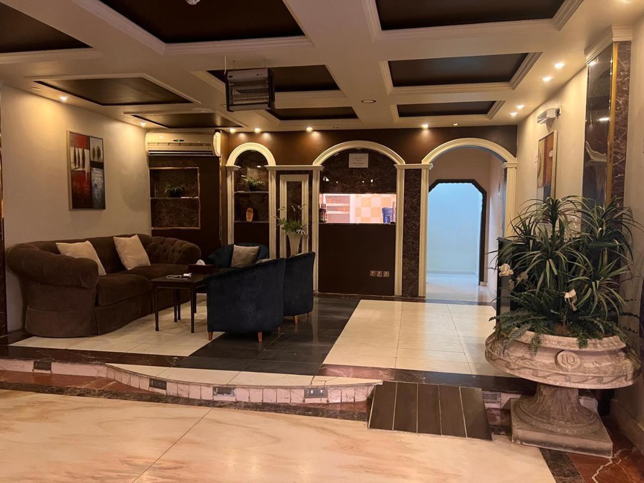 Al Fanar Al Alamaya 3- Hay'Aa Malakeya Entrance Yanbu Esterno foto